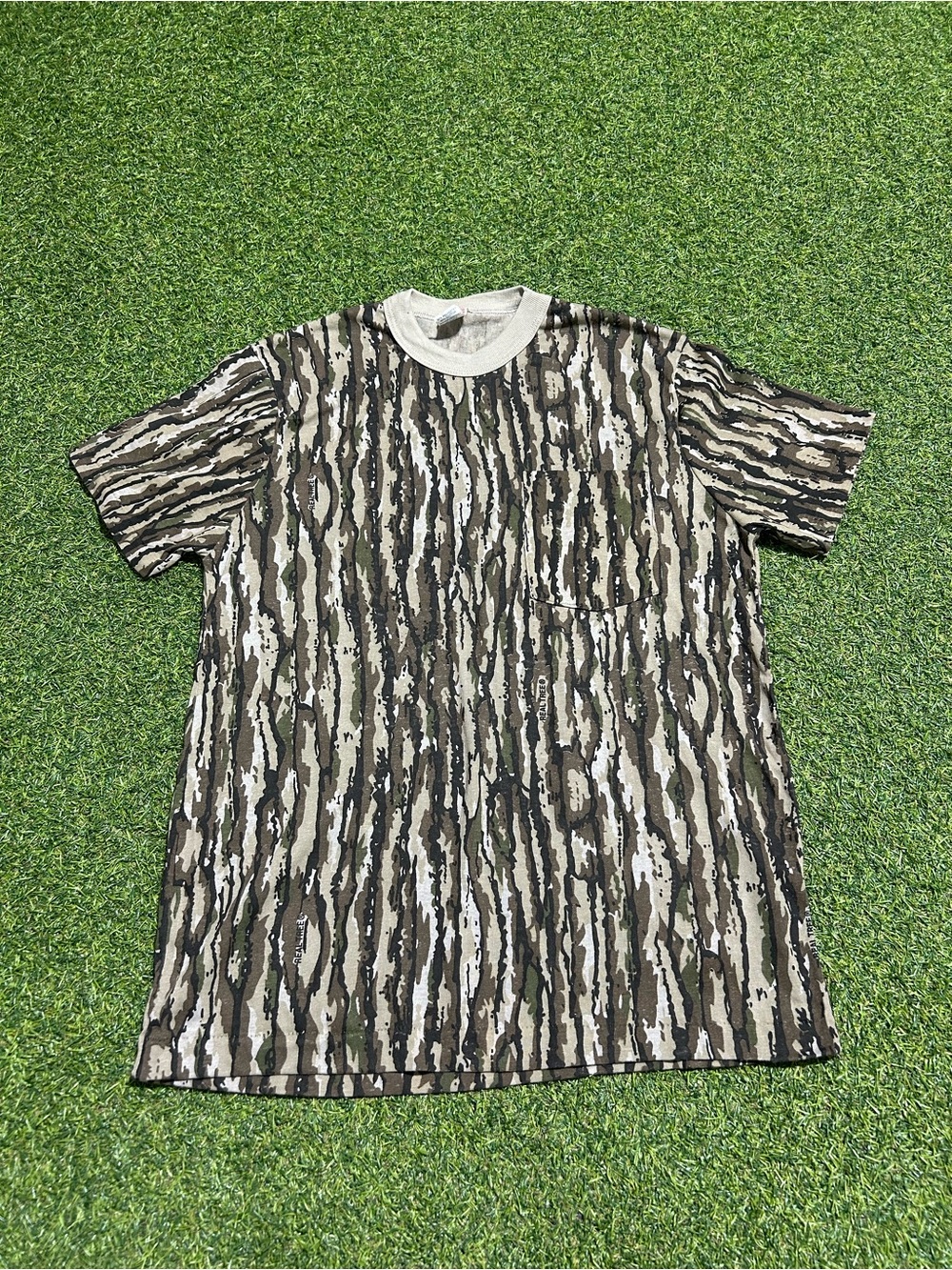 Men’s Vintage Realtree Camo T shirt